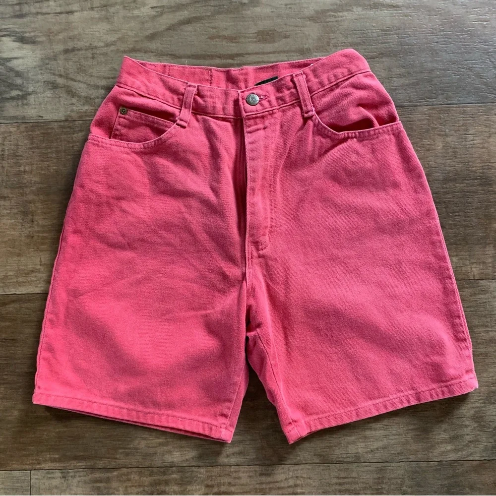 Vintage Hunt Club pink denim shorts - Picture 2 of 6